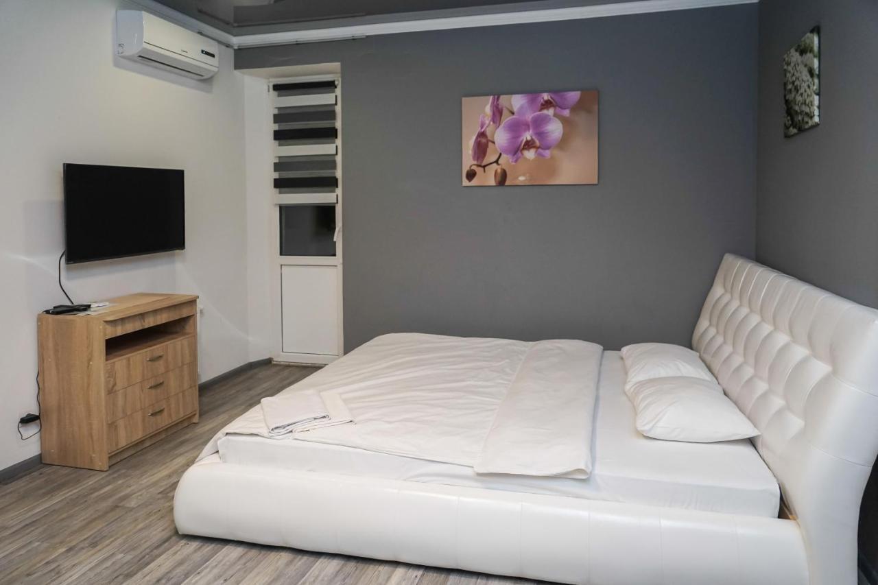 Cozy Apartment In A New Building Close To The Downtown Kyjev Exteriér fotografie